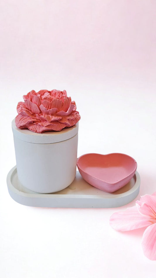 Plain Vessel, peony lid set